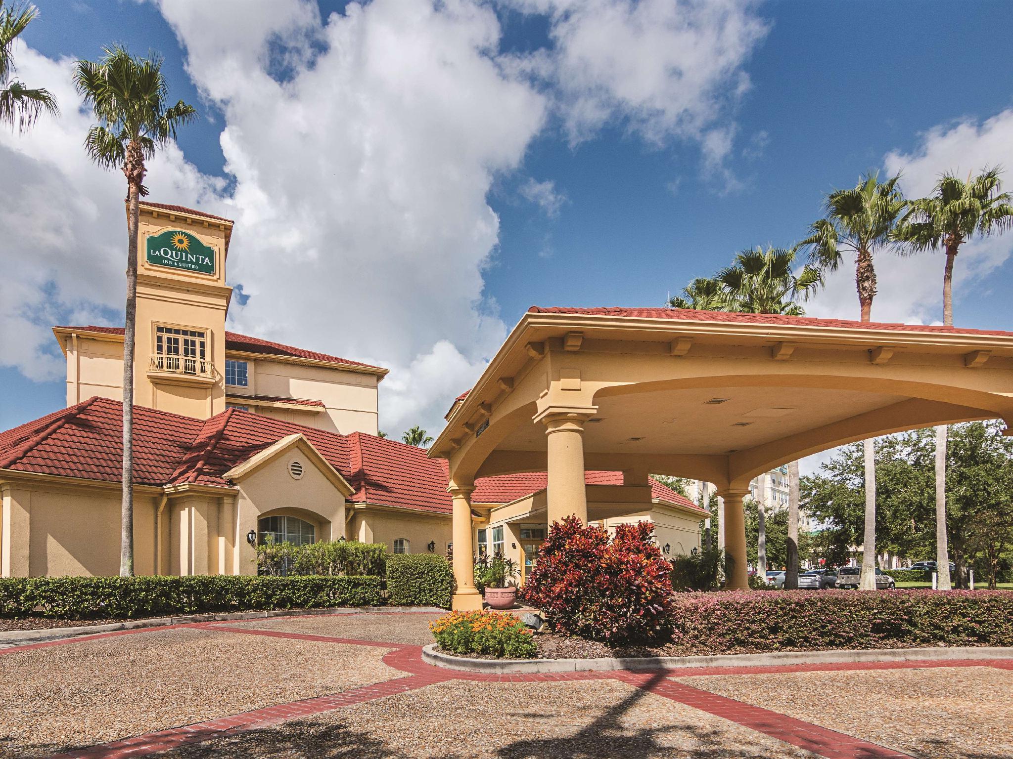La Quinta By Wyndham Orlando Airport North Hotel Exterior photo